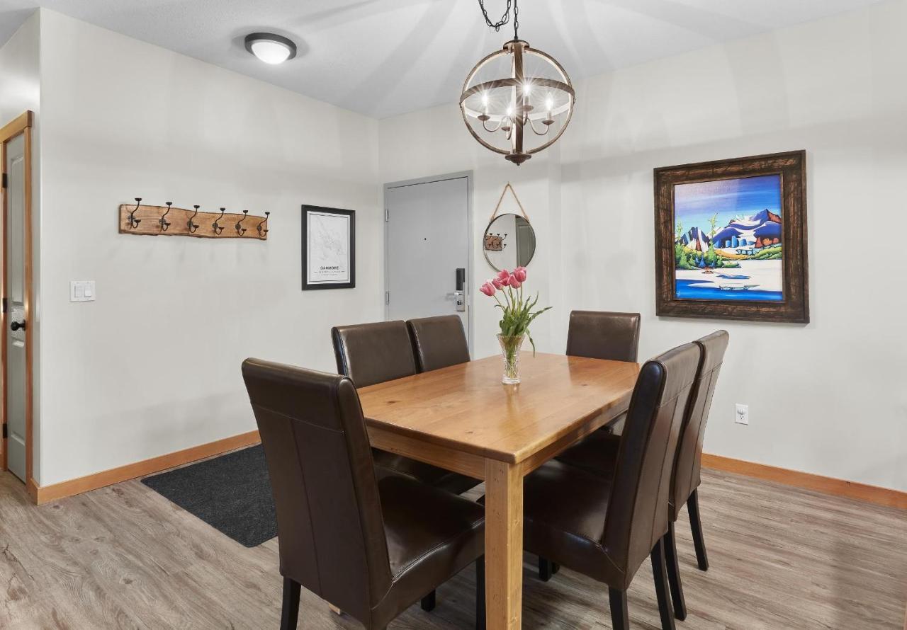Newly Renovated Grizzly Lodge, Spacious 3Br 2Ba With Open Pool, Hot Tub แคนมอร์ ภายนอก รูปภาพ