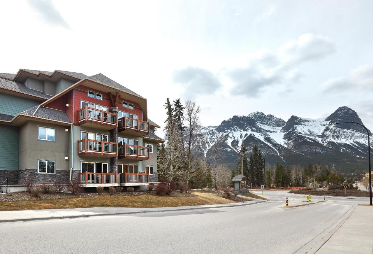 Newly Renovated Grizzly Lodge, Spacious 3Br 2Ba With Open Pool, Hot Tub แคนมอร์ ภายนอก รูปภาพ